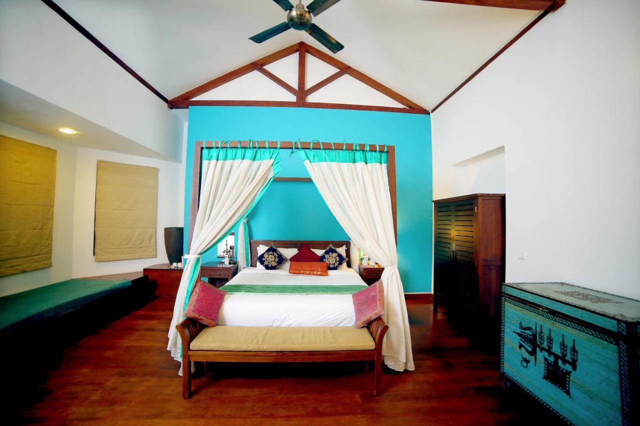 Old Lighthouse Bristow Hotel , Fort Kochi Екстериор снимка
