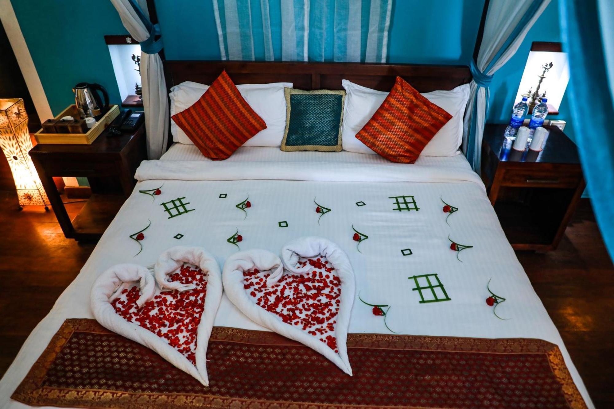 Old Lighthouse Bristow Hotel , Fort Kochi Екстериор снимка