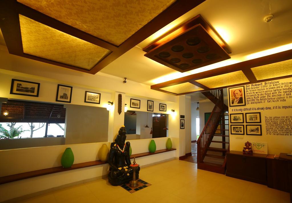 Old Lighthouse Bristow Hotel , Fort Kochi Екстериор снимка